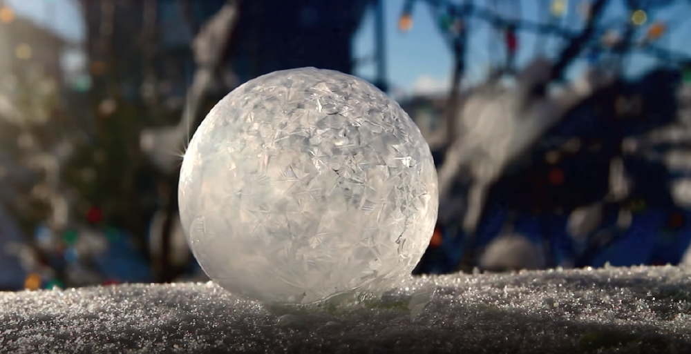 Crystalized frozen bubble